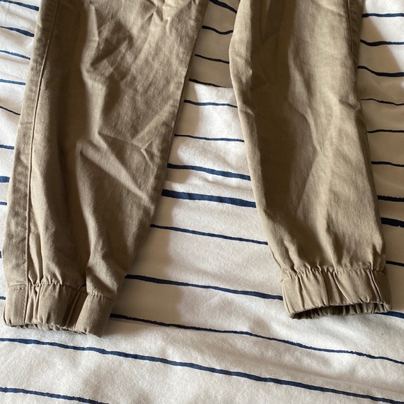 Forever 21 Tan Cargo Pants - Picture 5 of 5